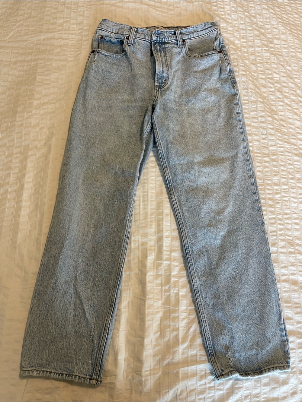 Abercrombie & Fitch Ultra High Rise 90s Straight Jean